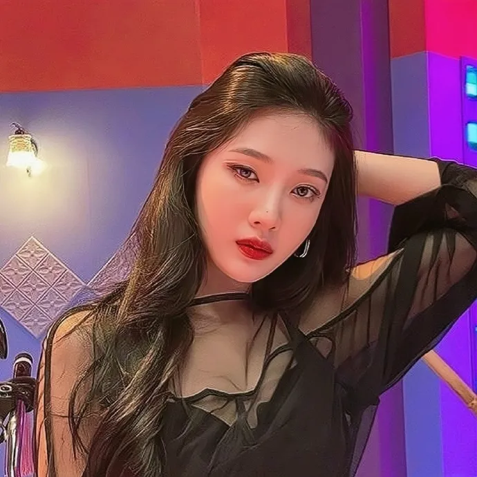 InsDaily|她是怎么从五大三粗逆袭成“果汁系”神颜的？网友：这回学到了！