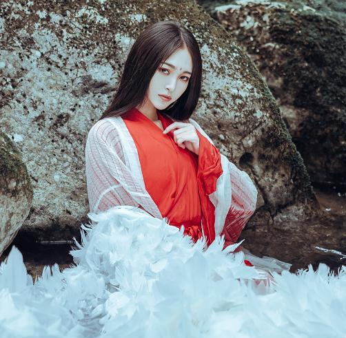 忧郁林黛玉|黄婷婷解约失败，陆婷不想续约，SNH48二期生现状如何？