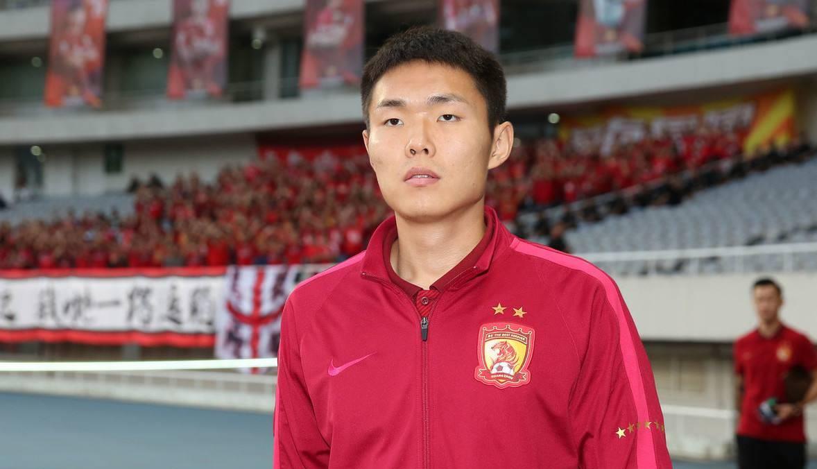 可馨育娃|28岁恒大弃将又进国家队！曾被球迷嫌弃，离开后打出国脚水准！