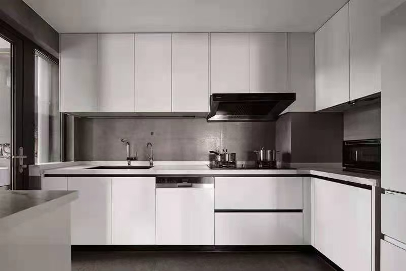 橱柜门板哪种好？7种橱柜门板材质详细对比