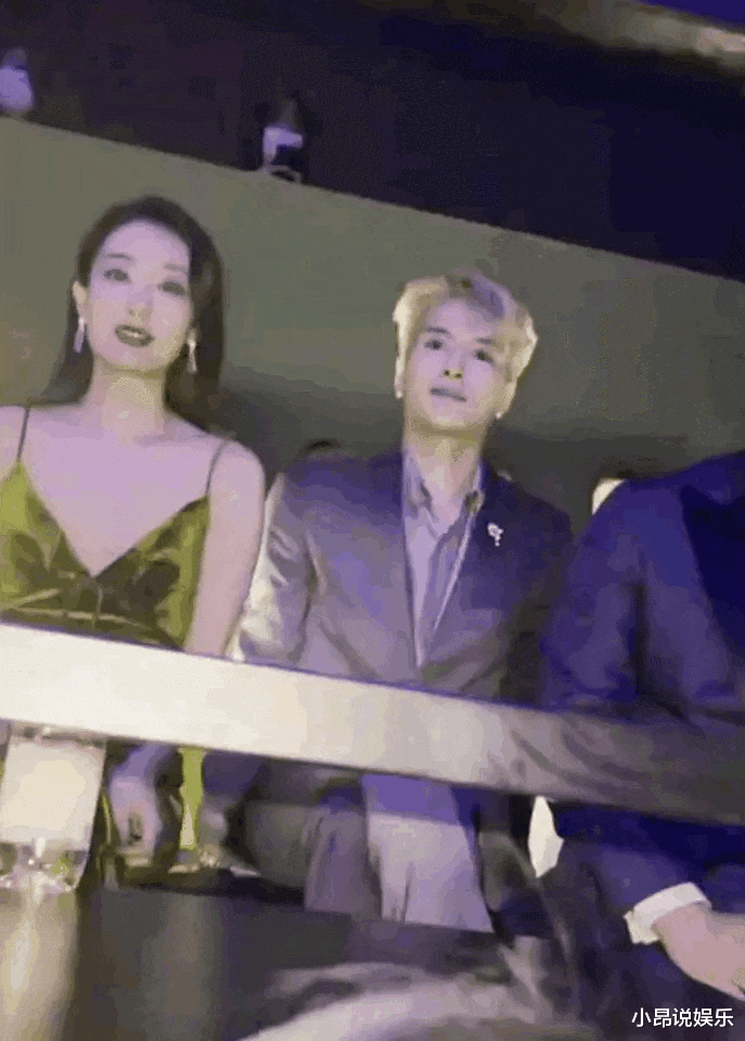 豪门|张小斐x王嘉尔气场足，陈数x侯明昊高级味，豪门姐弟=走红秘籍？