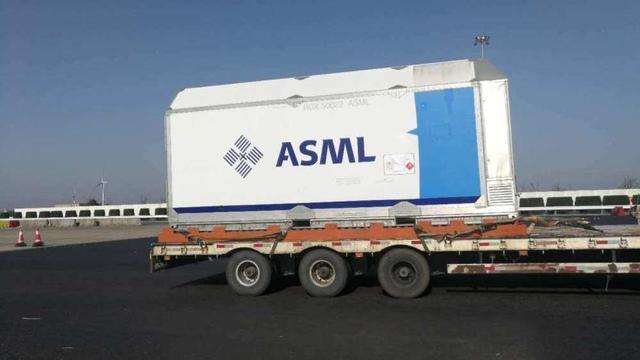光刻机|11台光刻机已到货！ASML助力国产芯片，中国半导体迎来“曙光”