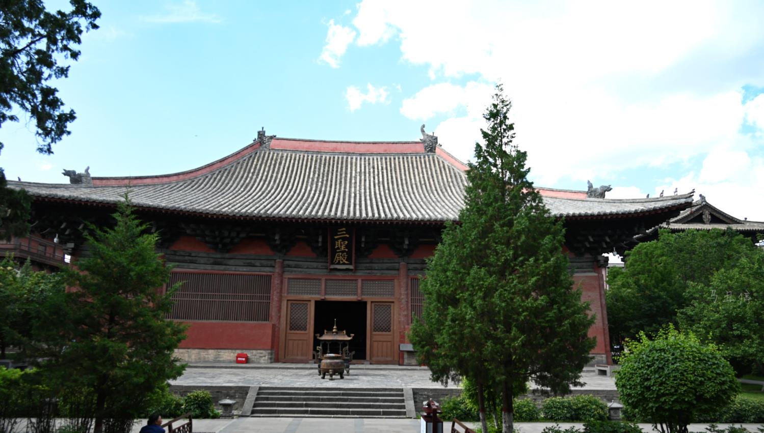 长脖子爸比说|中国8大辽构中让我喜欢的一座，面阔七间很大气，就藏在大同闹市区