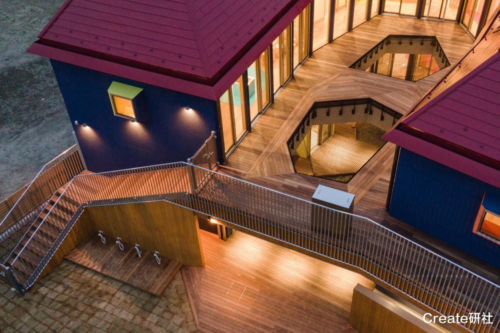 太空 走走爬爬，蹦蹦跳跳！/teamLab Architects