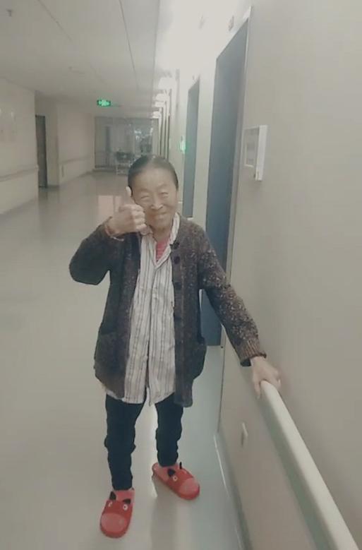 张少华|张少华去世已办完全部后事，杨志刚发文：赶回北京送干妈最后一程