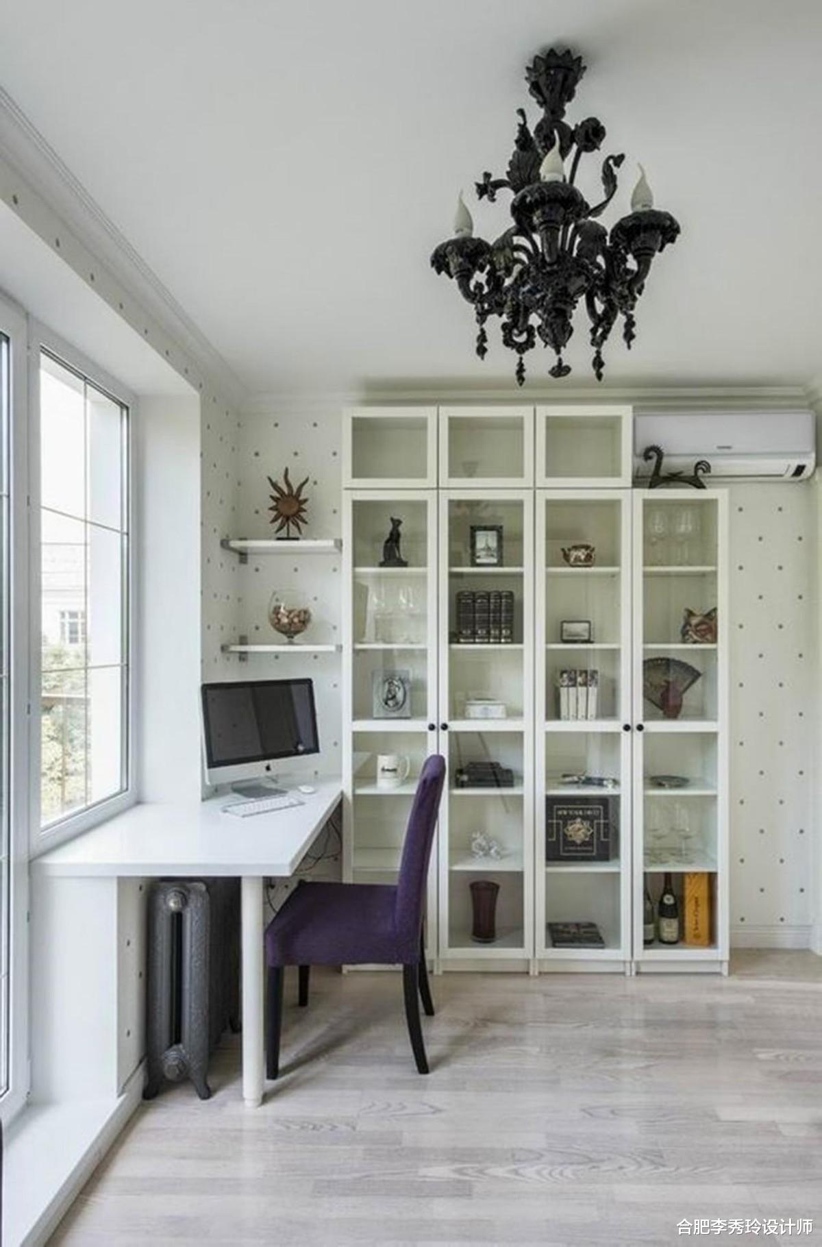 |不必单独留间书房，客厅这4个角落挪一挪，个个都能当书房学习用