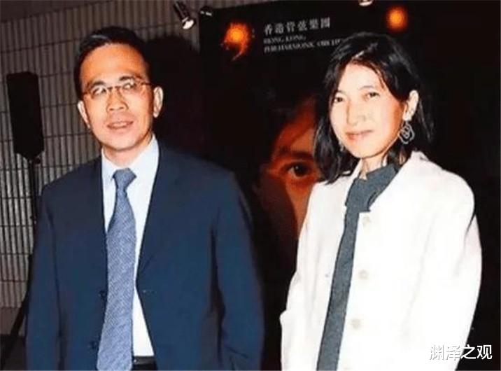 李泽钜 李嘉诚低调的长媳：被李泽钜疯狂追求，婚后为李家改名，连产4子