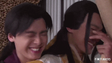 求职|“大学为什么不能把课排满，用两年学完四年的课，不就能早点找工作了嘛？”呵呵