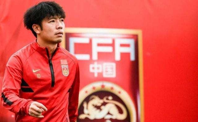 中国足协|中国足协做最新官宣！张稀哲等6人或遭清洗，李霄鹏这回麻烦大了