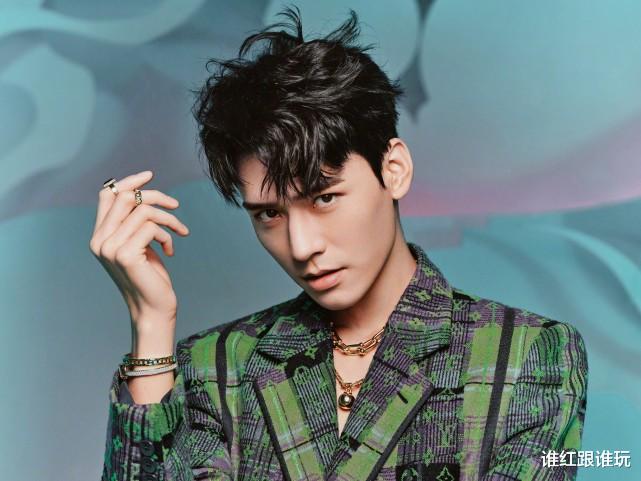 龚俊|先是新代言官宣，后是一线时尚杂志封面公布！龚俊生日排面太足了