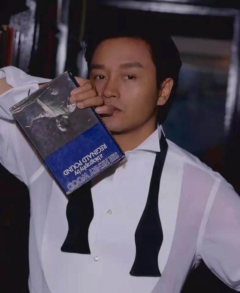 张国荣|18年前，张国荣从24楼一跃而下，却藏着太多秘密