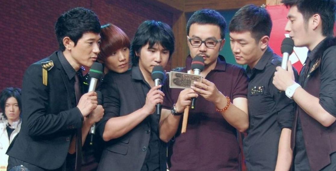 东东妈讲育儿|被主持人翻车折腾怕了,芒果台给自己设计了一个数字主持人?