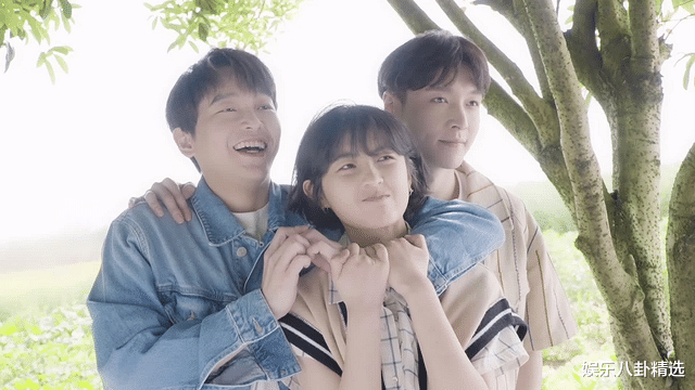 黄磊|《向往5》首期节目就迎来“关系户”？黄磊老师亲自带成员露脸