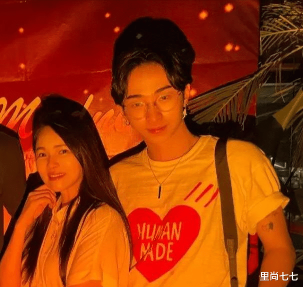 伊能静|伊能静19岁儿子正式出道！首拍时尚大片大变样，撞脸邓伦太像亲爸