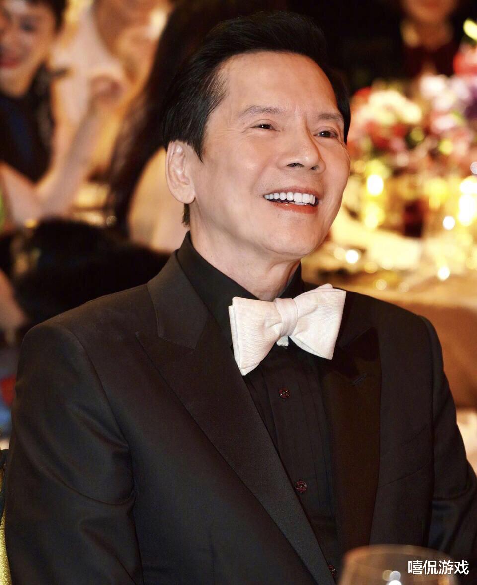 周星驰|周星驰和向华强谁更强？洪金宝爆出星爷靠山，新义安都得靠边站