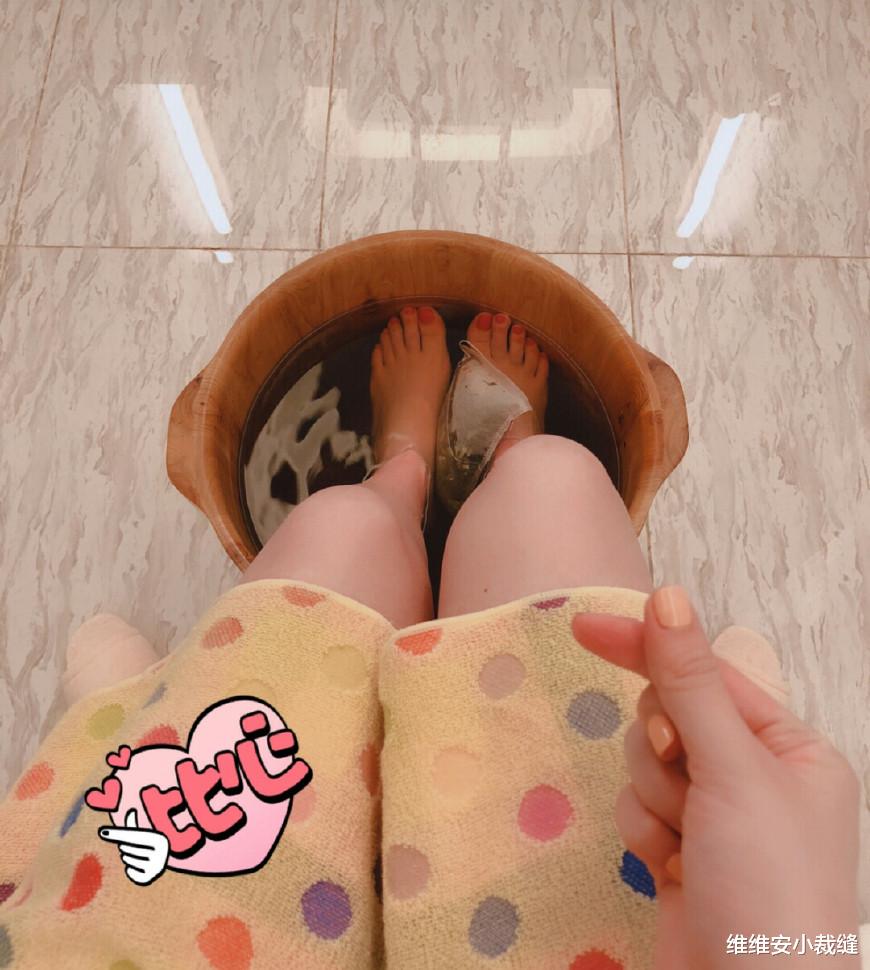 景甜|太阳直射还能白到发光？景甜的夏日“美白秘籍”大公开，请收好