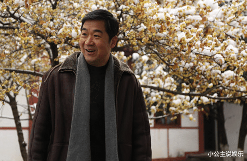 张国立|1972年，张国立与尸体同睡4晚，头发一夜掉光，至今难以忘记