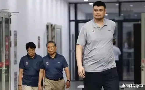 嫩模|在妻子孕期出轨嫩模？！被骂5年后，这位世界冠军现在咋样了？