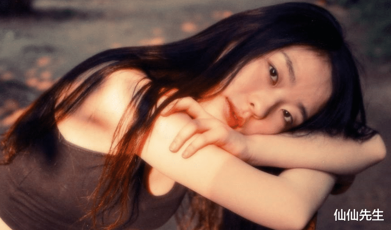 仙仙先生|“不想背叛丈夫,却忍不住想他”前任出现让女子内心烦躁:去见他