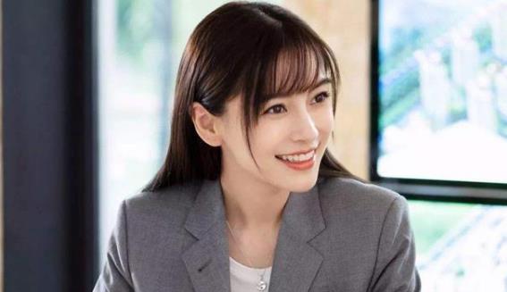 限薪令|演员限薪令出台后，国庆这40多亿的票房，谁才是最大的赢家？