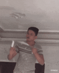 时尚炫点|大兄弟,你为了看礼仪小姐使这样的招数,不觉得羞愧吗