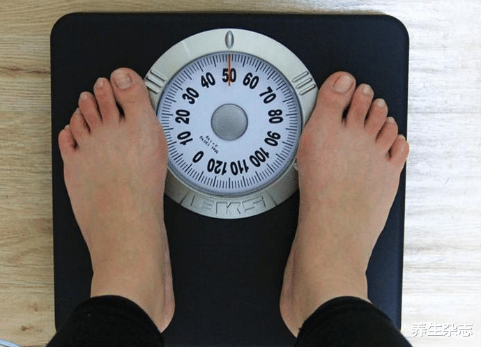 甲状腺癌|28岁女子不痛不痒,确诊甲状腺癌,医生:身体早有提示,太大意了