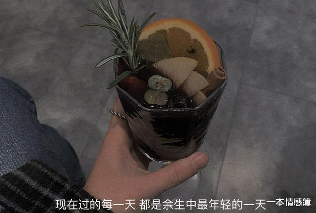 一本情感簿|人的一生，不停在做的3件事，读懂就是成长