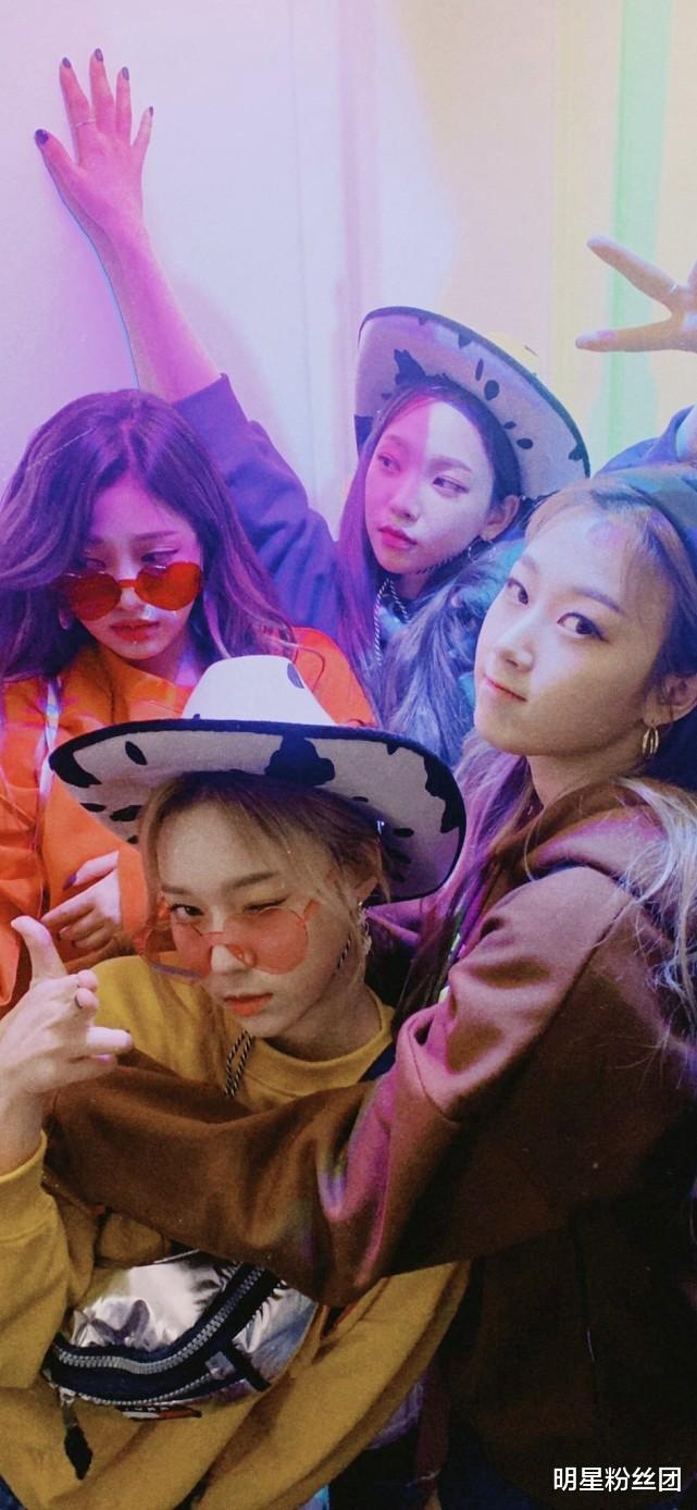 父母爱情|aespa怼脸大片曝光，金玟庭造型老气被吐槽，你最能get谁的颜值？