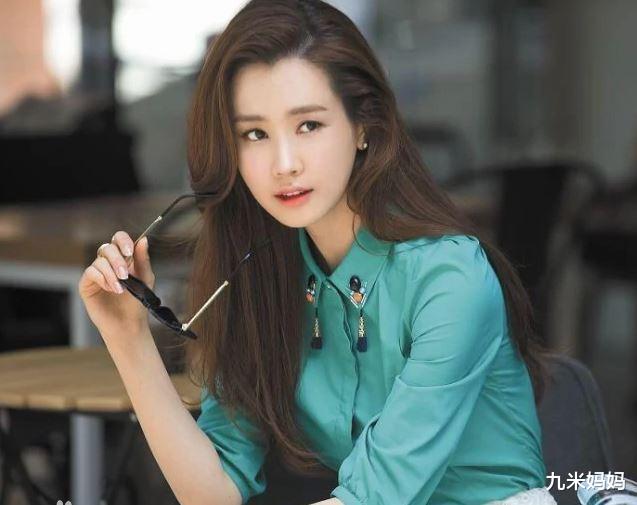 李多海|李多海直播卖化妆品，脸变得让人认不出，甚至有人怀疑她是假冒的