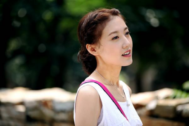 欧倩怡|她曾多次婉拒苏有朋的追求，出道22年零绯闻，如今活成了女王！