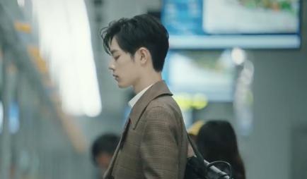 余生|《余生》终于迎来好消息，不仅双卫视联播，播出时间也已经敲定