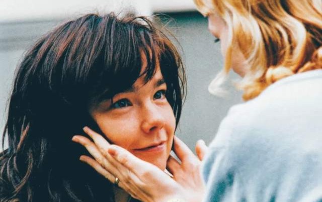 心理咨询师黄小仙|《谎言真探》：游走在爱与谎言之间的她是天使还是恶魔？