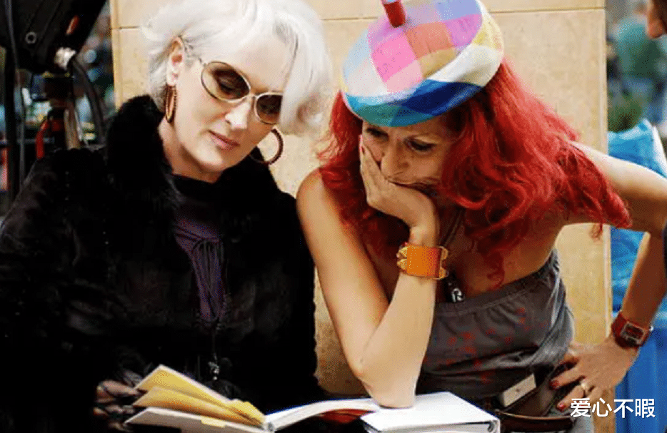 老胡|从职场菜鸟，到征服上司女魔头，她如何蜕变的呢？