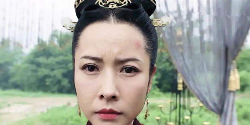 长歌行|《长歌行》最狠角色出场，扮猪吃虎30年，李长歌输给她不冤枉