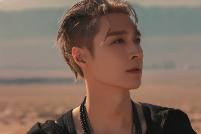 明星|张艺兴卖惨？赵丽颖烦欧豪？薛之谦洗白？肖战维权？周冬雨杨幂？