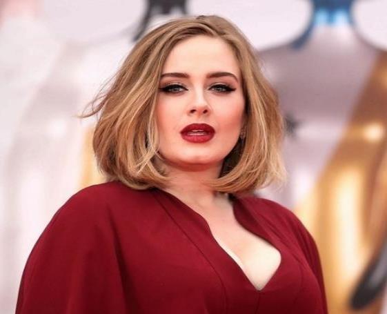 饮食|33岁的“鸡腿呆”阿黛尔，现已成功瘦身90斤，果然自律从不骗人