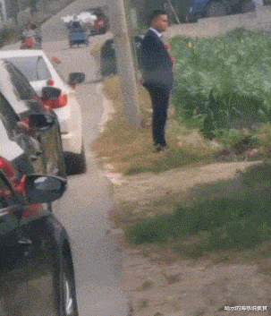 姐姐|“这是阿里巴巴20年前的招聘广告，那时的工资真的不低哈！”