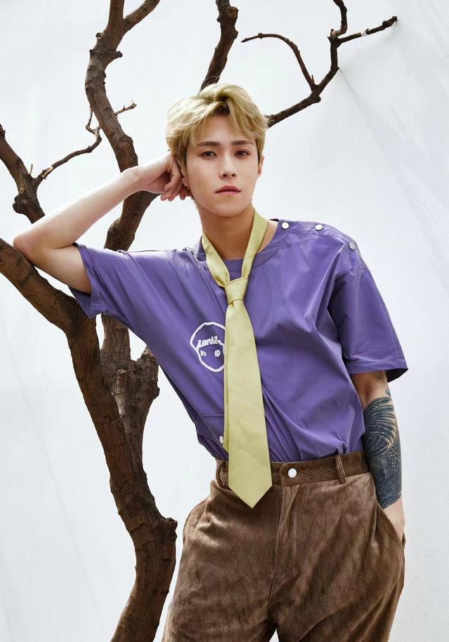 坤音四子|昔日男团沦落到在夜店开巡演？因票价太贵遭吐槽，实际销量很真实