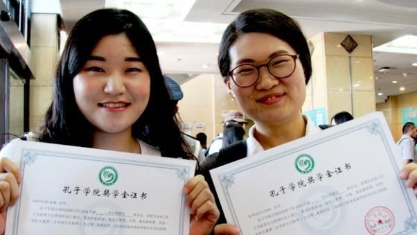 大学生 大学生“私下交易”曝光，看似过好当下，实则耽误了自己的未来