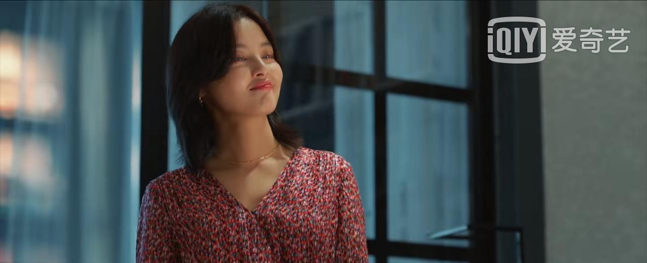 输赢|职场情感剧《输赢》：都说同行恋爱是禁忌，上一秒温存下一秒厮杀