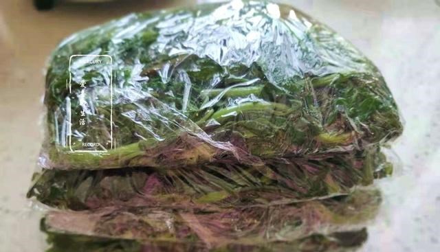 脑洞菌呀 农村这菜不起眼,却是明目养颜的好帮手,2种方法保存从春吃到冬
