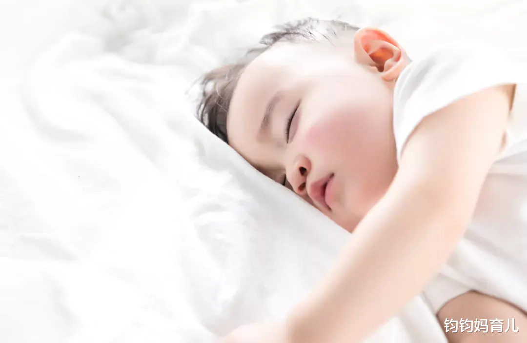 钧钧妈育儿|宝宝头型异常怎么办?