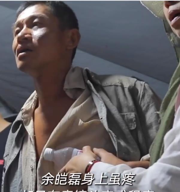 花匠小美 零片酬演《我和我的父辈》，摔到肋骨还继续演，这位43岁戏骨火了