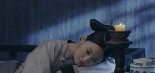 轻语妈妈|嫔妃被打入冷宫，太监们为何争抢着去伺候？其中还有这些好处