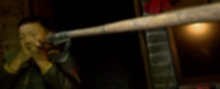 蹦极 那个全脸都是弹片的女孩