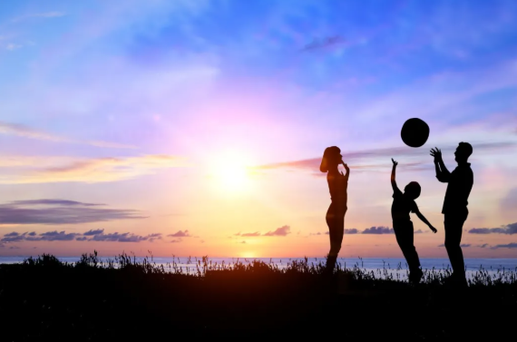 实战命理专家刘老师|伤官太旺，为人聪明傲物，喜高谈阔论，不喜受拘束