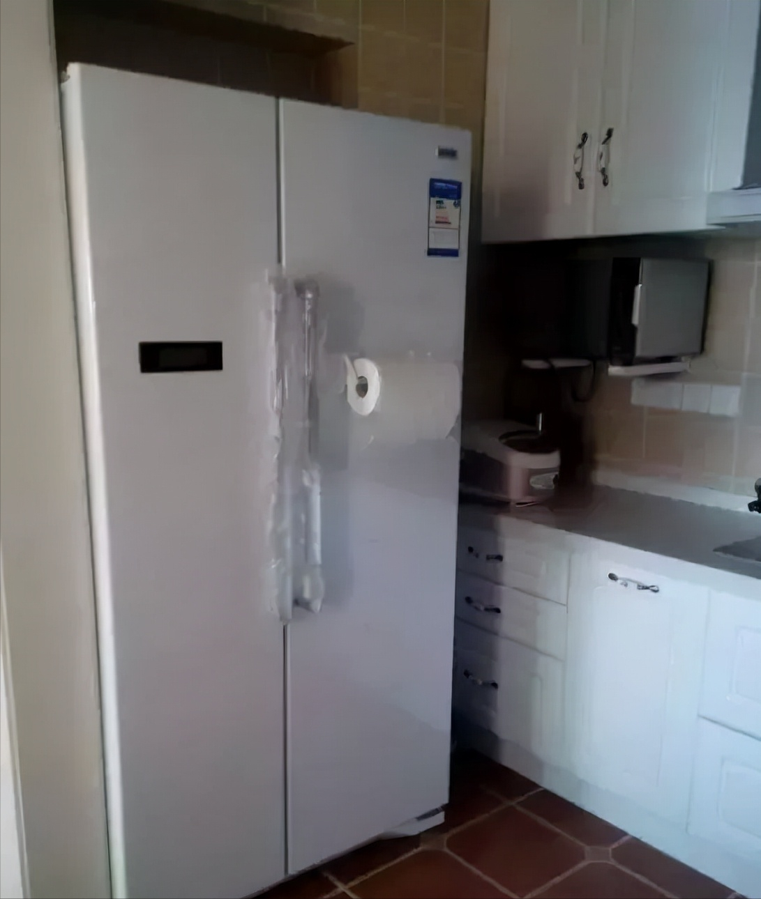 老婆在卫生间砌了半堵墙,亲戚都骂她脑子进水,完工后都夸她机智