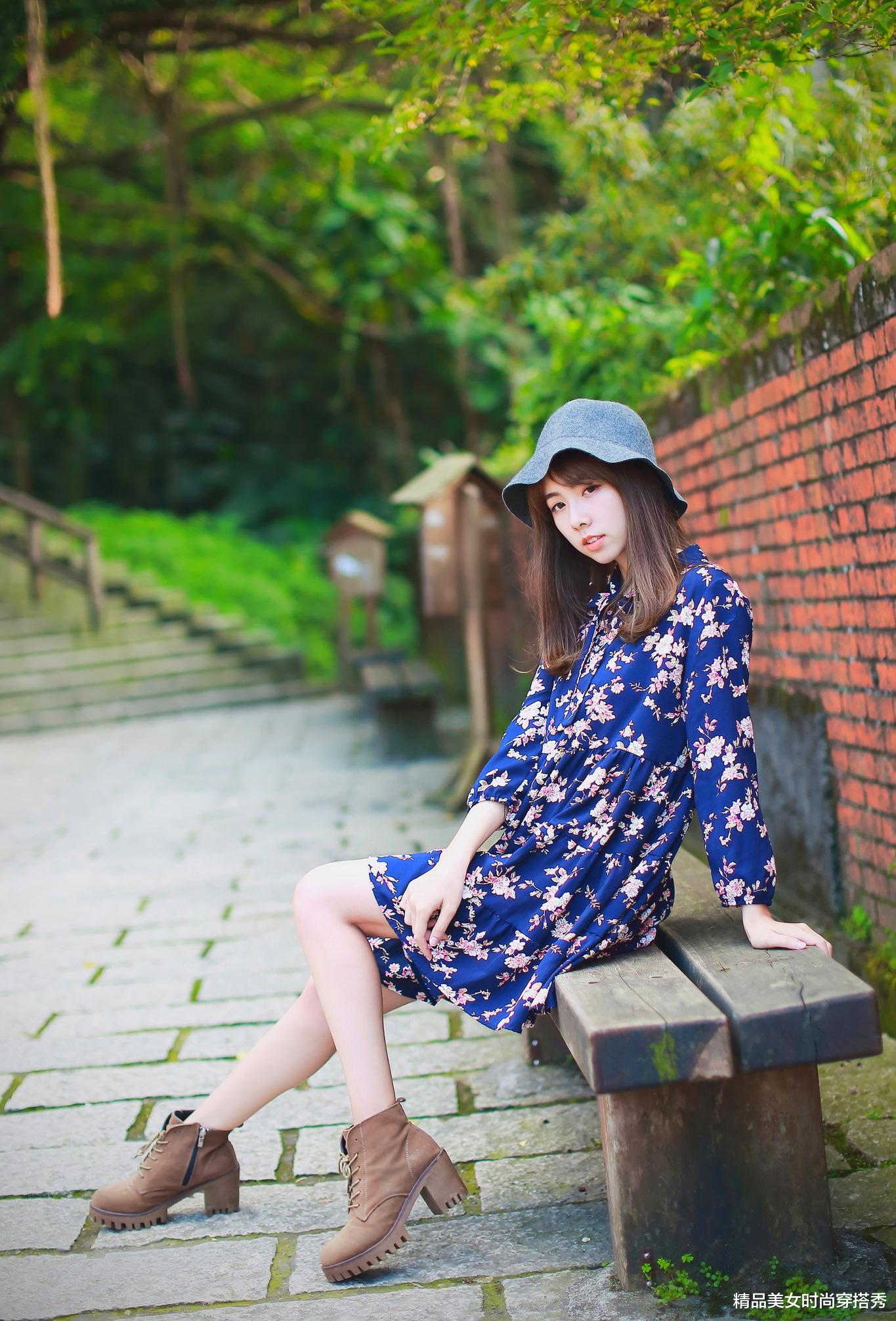精品美女时尚穿搭秀|秋日这样穿碎花裙，优雅又不失女人味