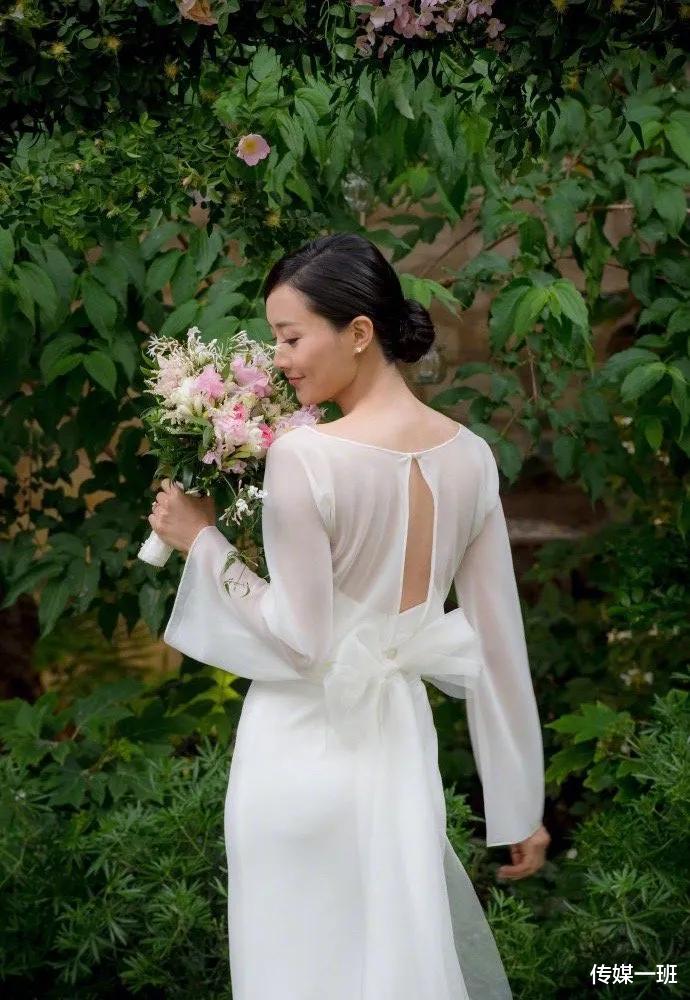 陈法拉|38岁陈法拉低调产女，告别豪门，她的逆袭人生剧本，太飒了