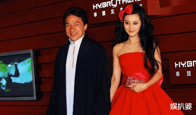 郑爽|14张搞笑的明星错位照：迪丽热巴的腿，岳云鹏的头，杨幂的胸